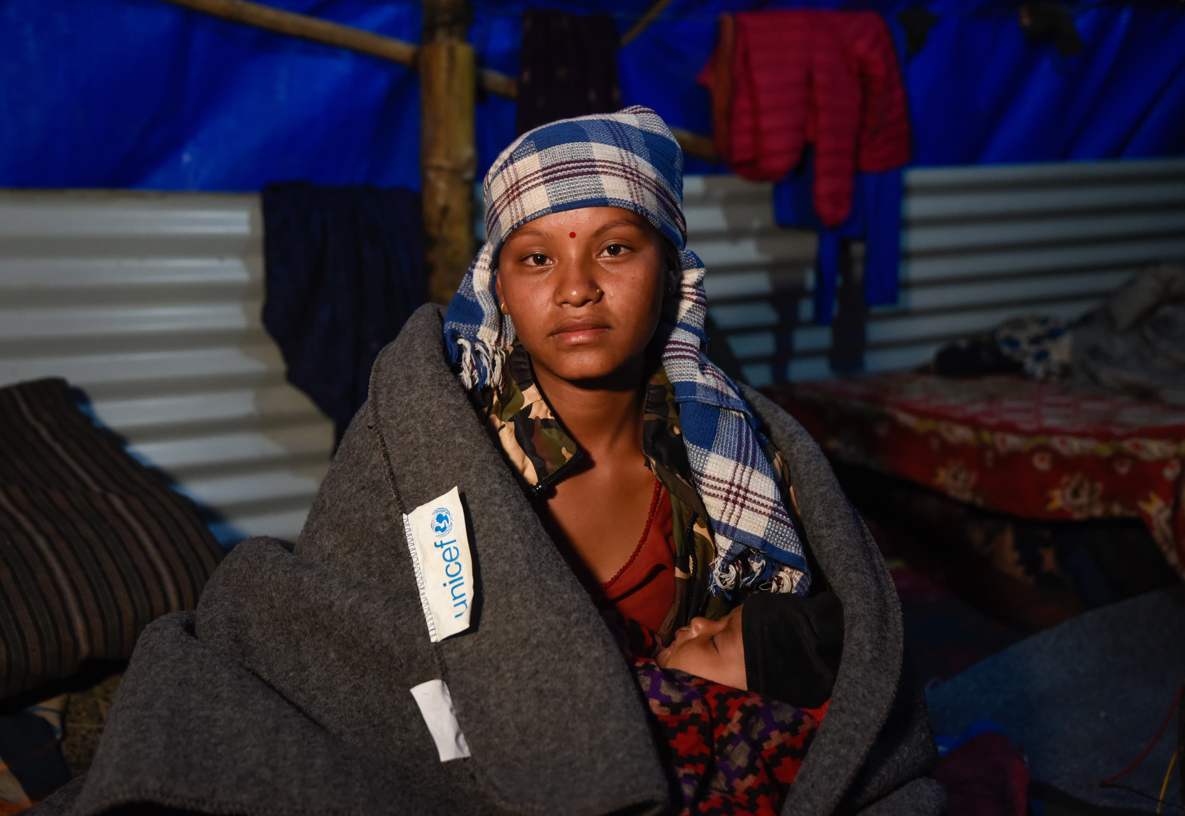 Mamma och barn - Filt - Nepal 2023