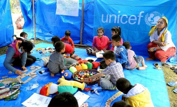 ©-UNICEFNYHQ2015-1081Karki-575x347.jpg