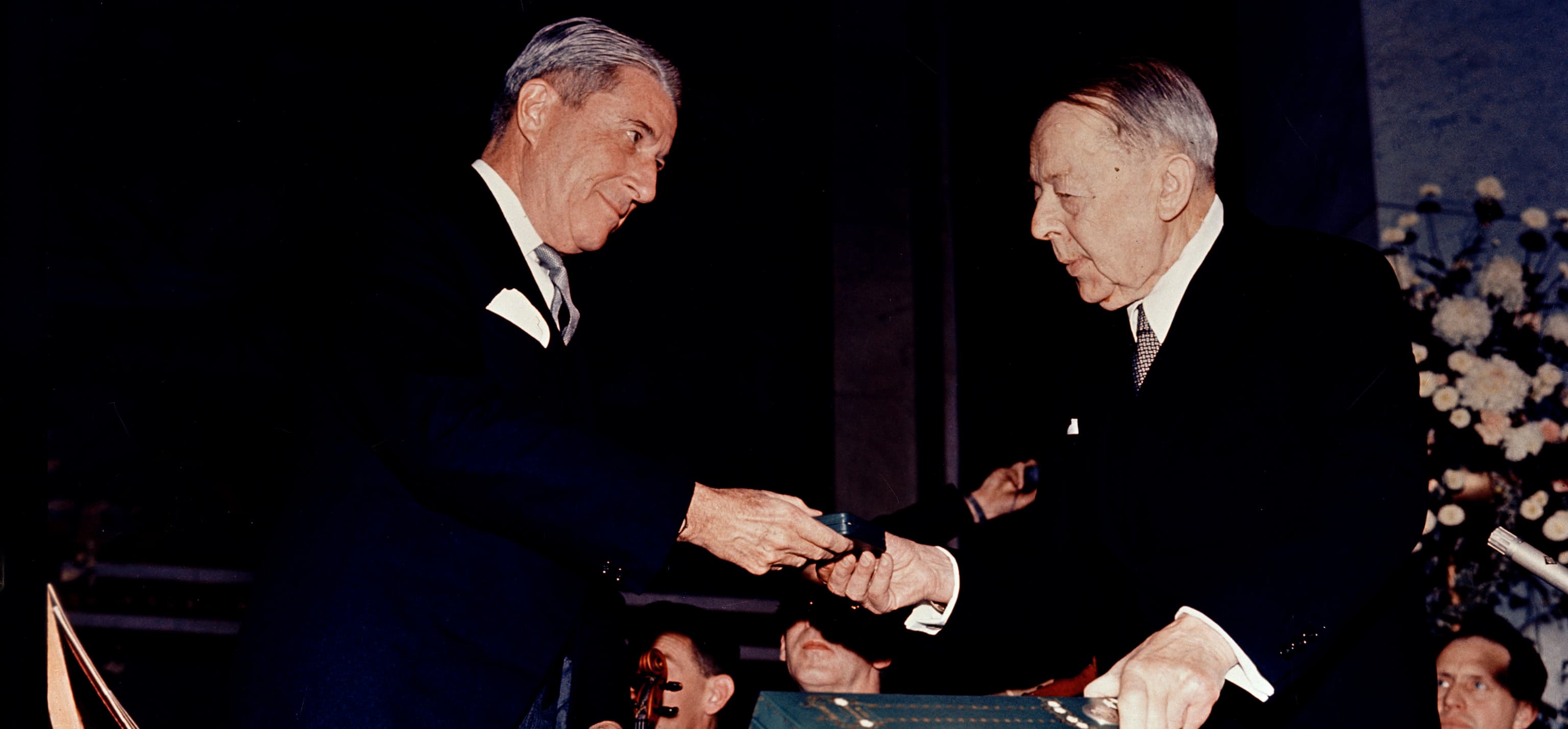 UNICEF mottar fredspris – Norge 1965 - hero desktop