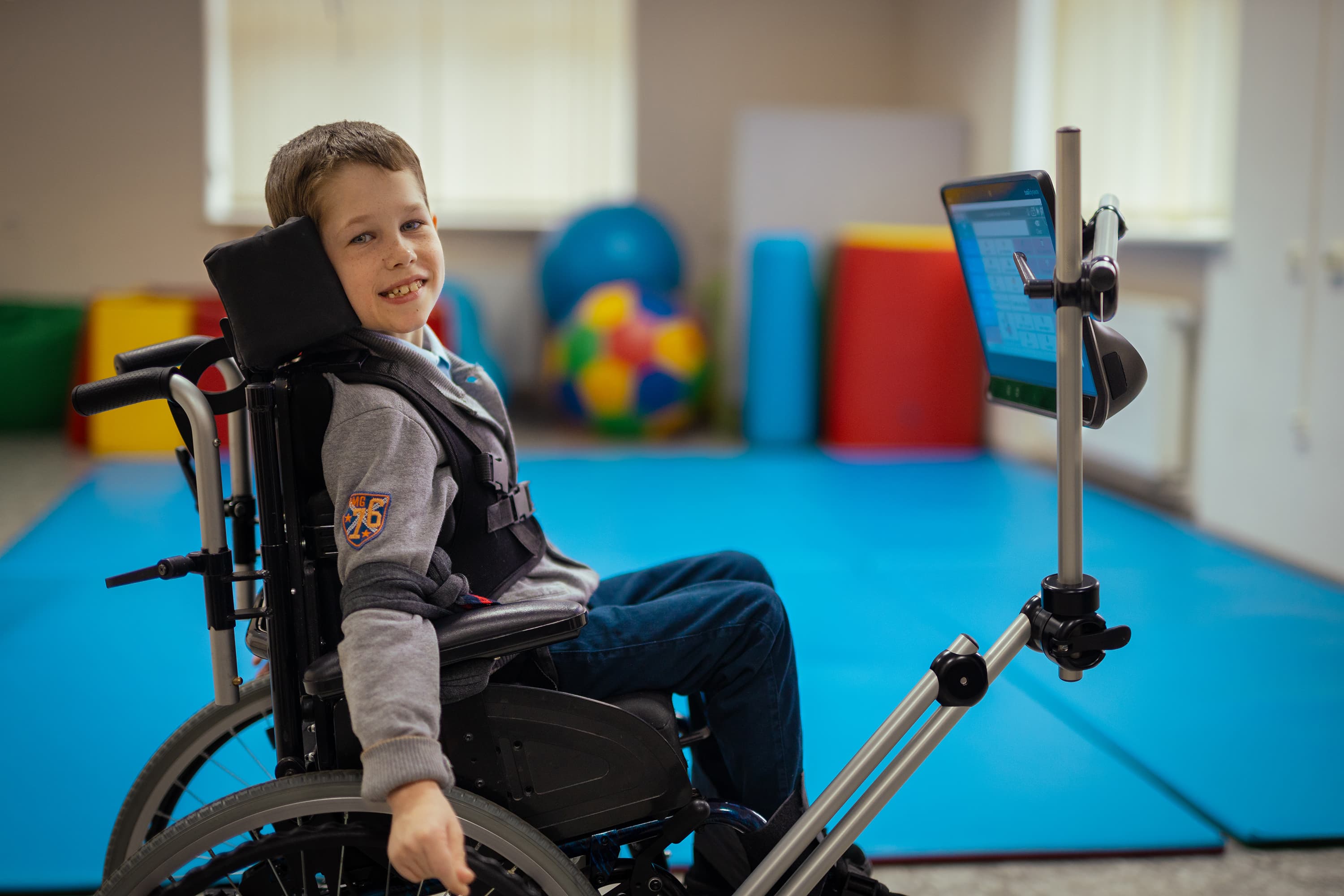 10 åriga Denys - Dzherelo Rehabilitation Center - Ukraina 2025