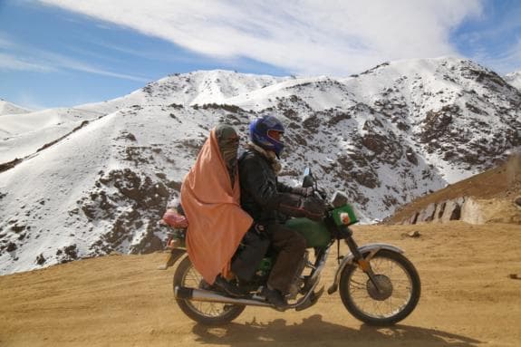 ©-UNICEF-Afghanistan2016Mohammad-Ali-Sheida2-575x383.jpeg
