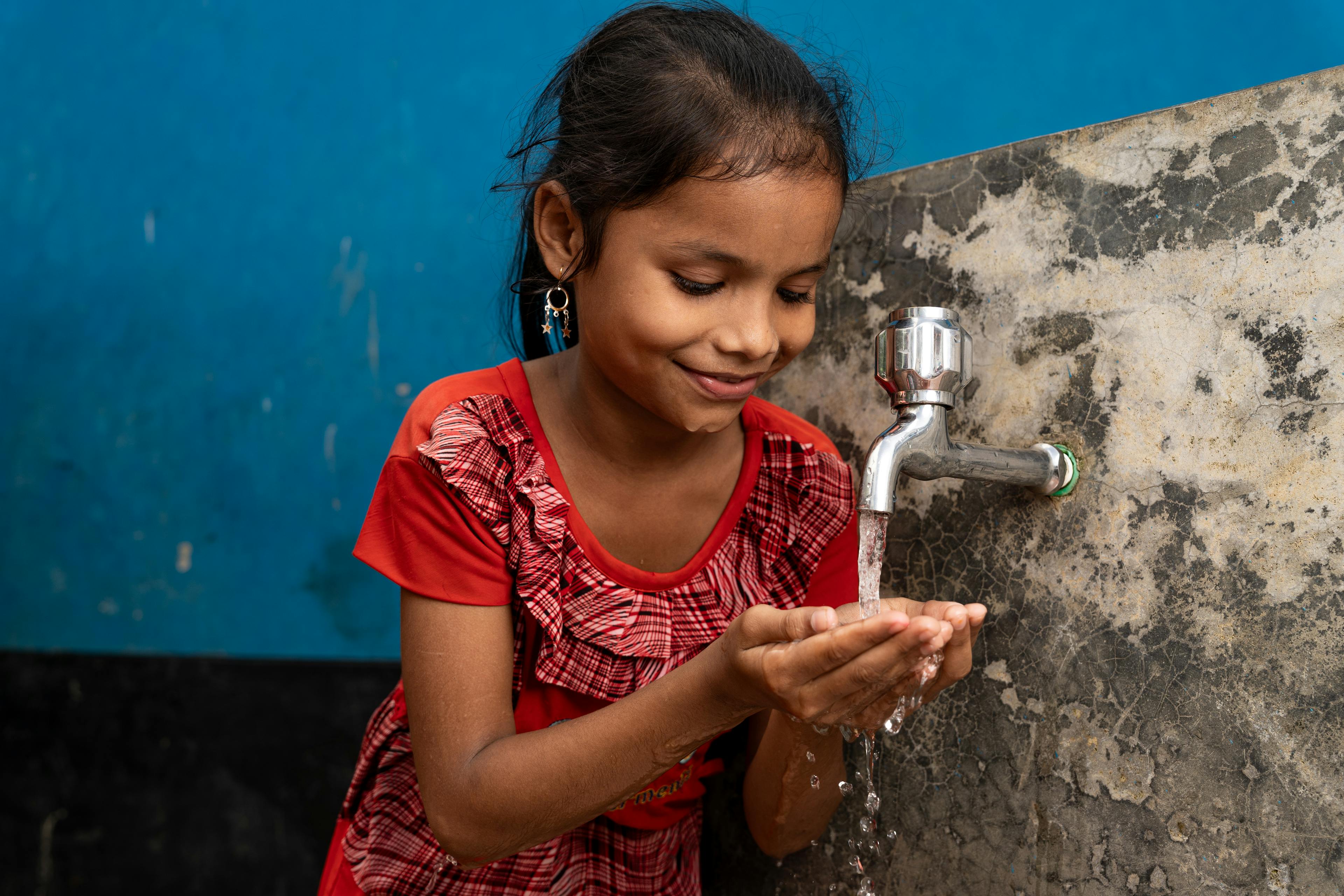 Dricker vatten - Bangladesh 2023