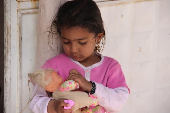 ©-UNICEF_Yurtsever-575x383.jpg